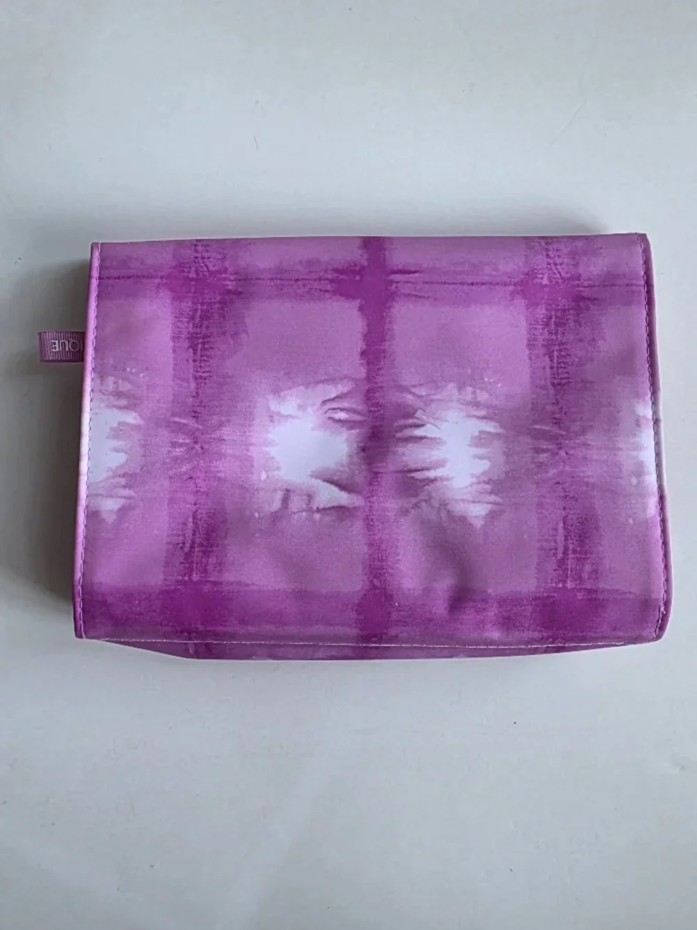NEW Clinique Tri-Fold Travel Cosmetic Case Tie Dye Pink Purple Foldable Mesh GWP